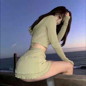 老头插女人的逼
