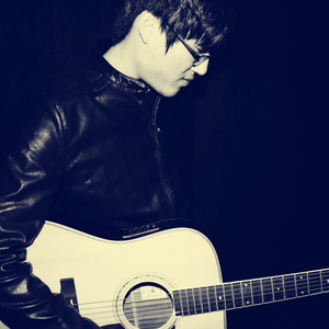 美女露乳张开腿无遮挡
